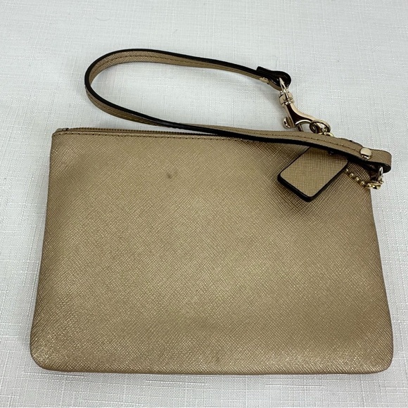 Coach Darcy Gold Leather Bow Wristlet - Picture 7 of 17